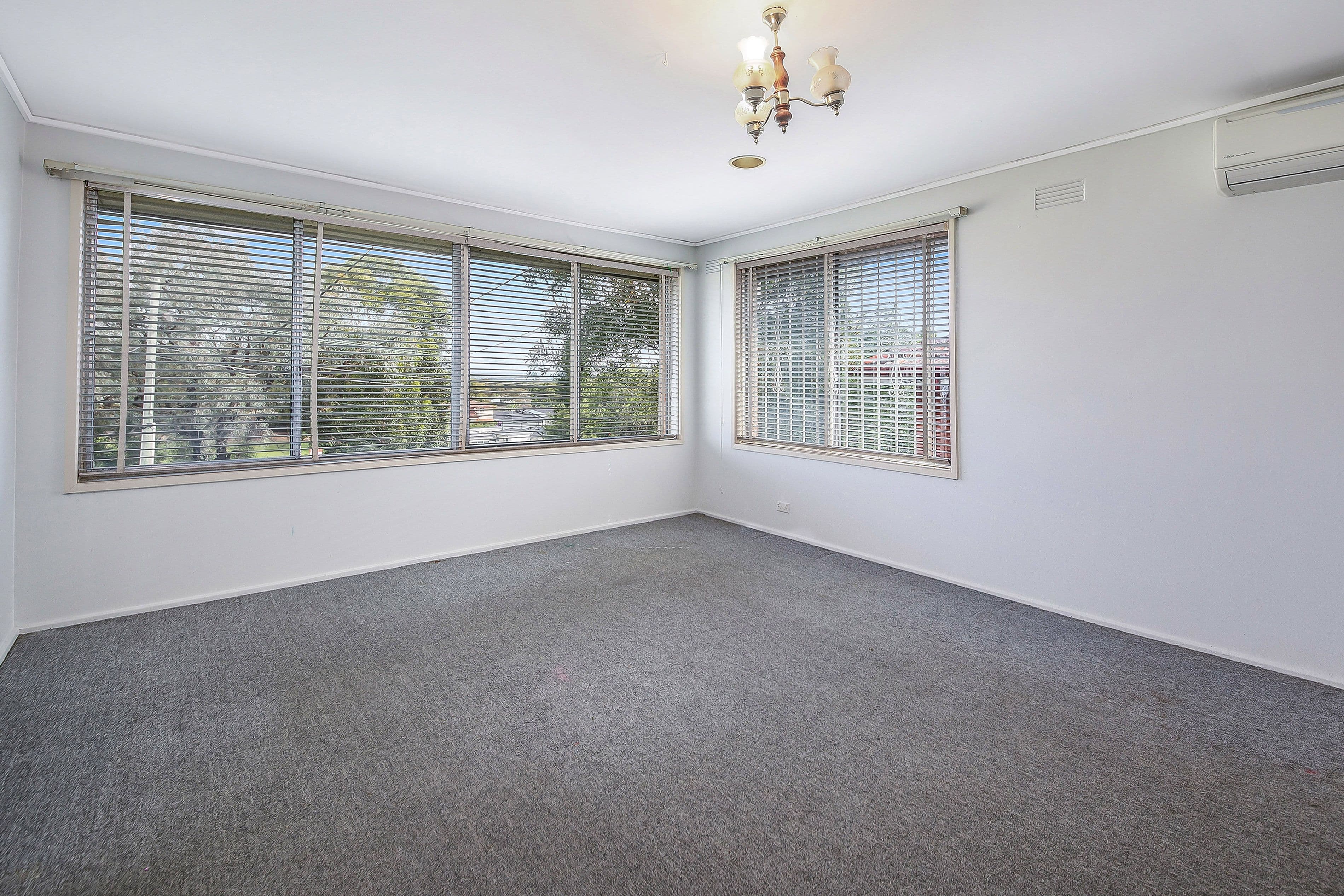 10 Investigator Avenue, Yagoona NSW 2199, Yagoona - Thumbnail 4
