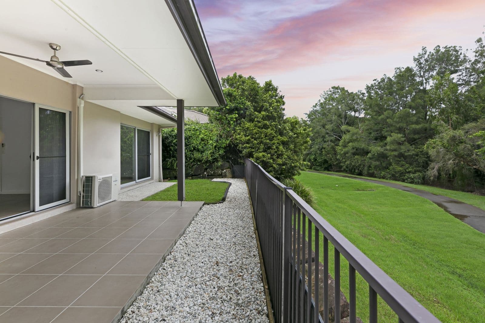 6 Glenwood Green Court, Mudgeeraba QLD 4213, Mudgeeraba - Thumbnail 2