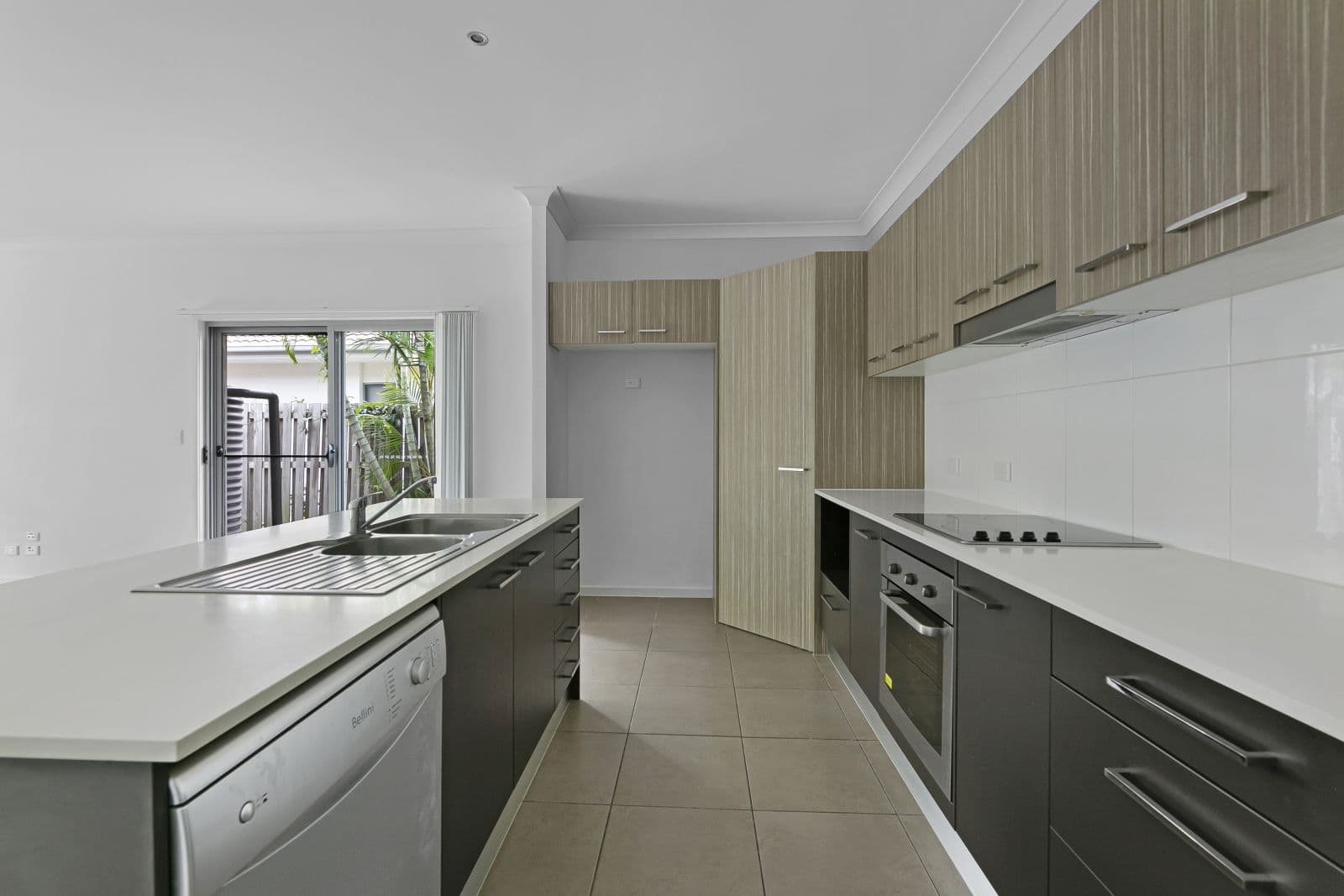 6 Glenwood Green Court, Mudgeeraba QLD 4213, Mudgeeraba - Thumbnail 5