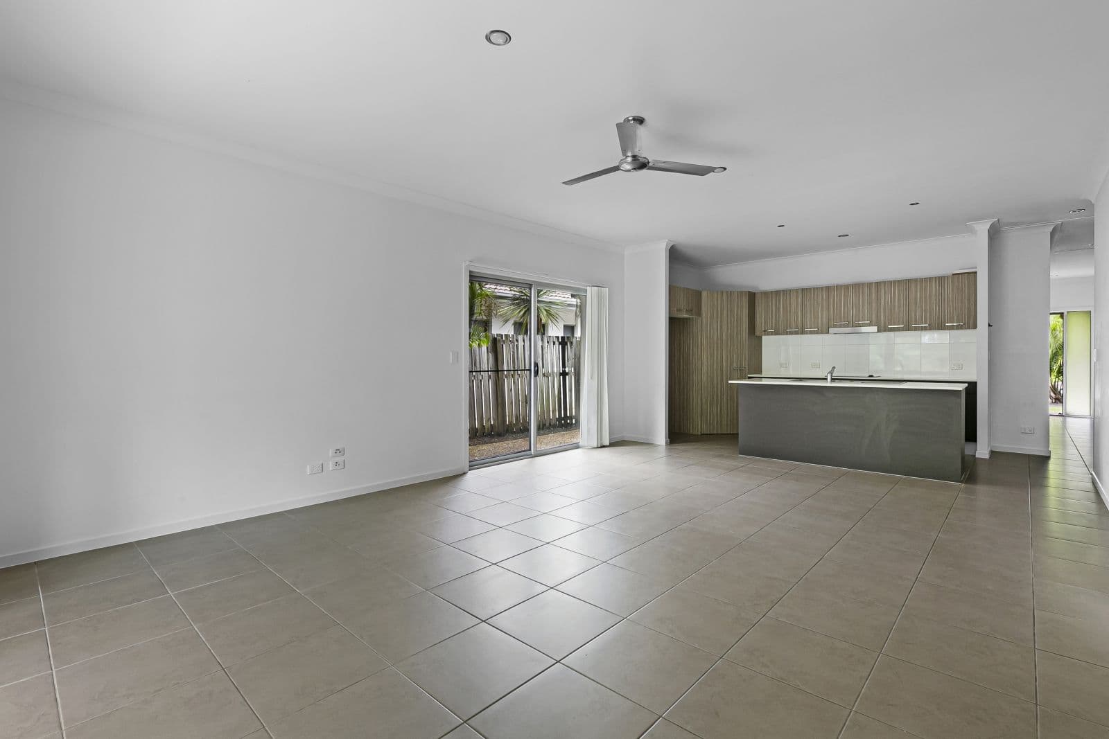 6 Glenwood Green Court, Mudgeeraba QLD 4213, Mudgeeraba - Thumbnail 7