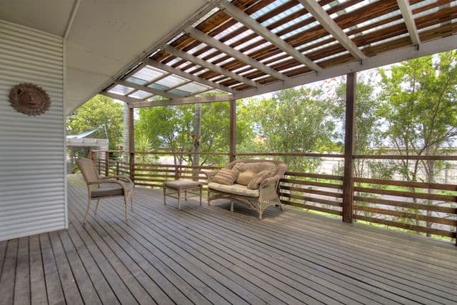 7 Vernon Street, IPSWICH QLD 4305, Ipswich - Thumbnail 2