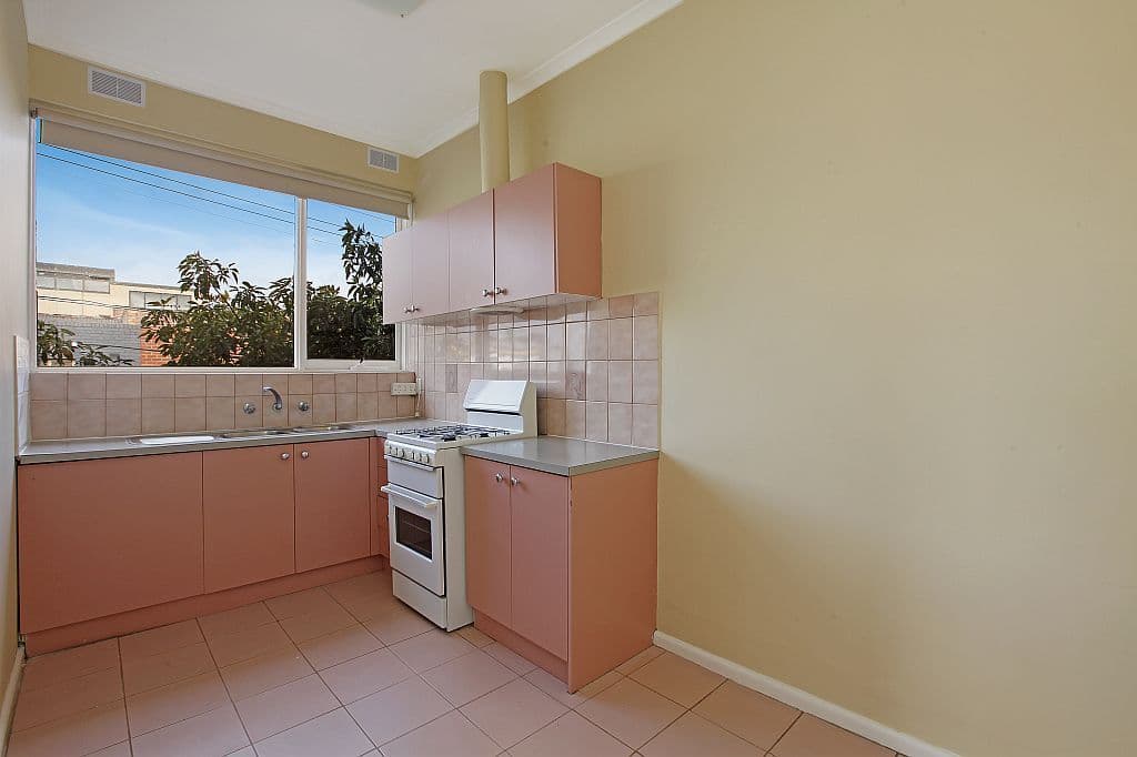 2A Hawker Avenue, Preston VIC 3072, Preston - Thumbnail 2
