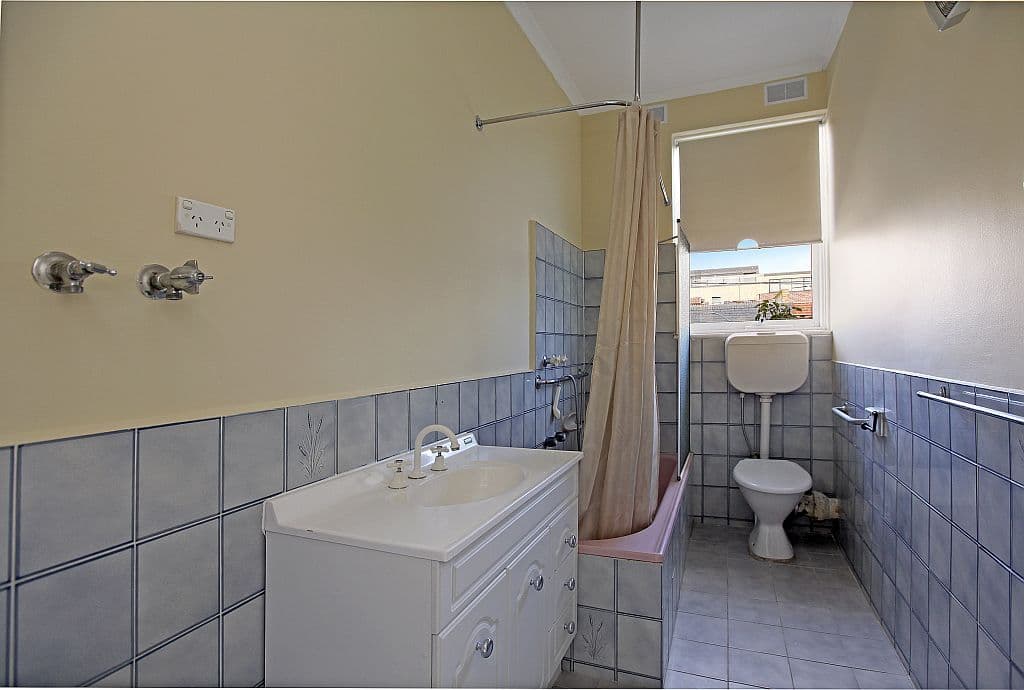2A Hawker Avenue, Preston VIC 3072, Preston - Thumbnail 3