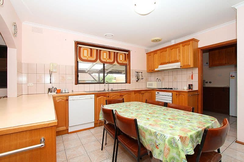 17 Alchester Court, THOMASTOWN VIC 3074, Thomastown - Thumbnail 3