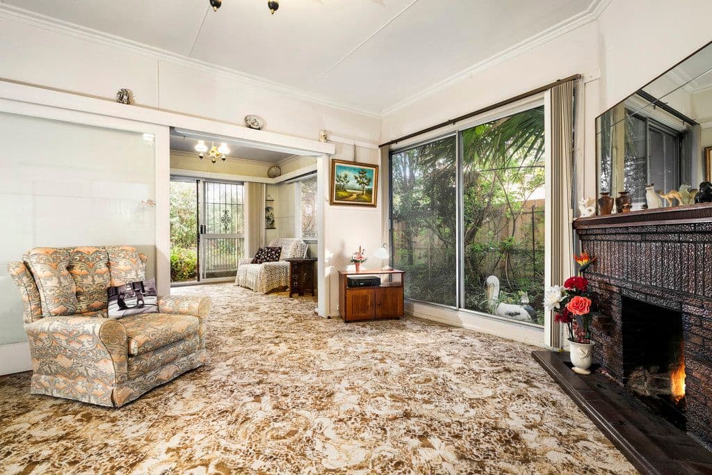 56 Dallas Avenue, Hughesdale VIC 3166, Hughesdale - Thumbnail 2