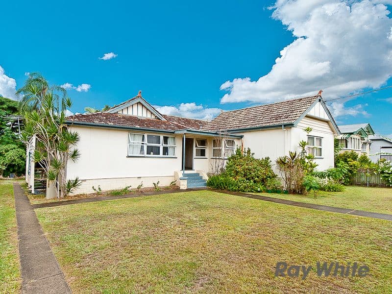 45 Daphne Street, GRANGE QLD 4051, Grange - Thumbnail 2