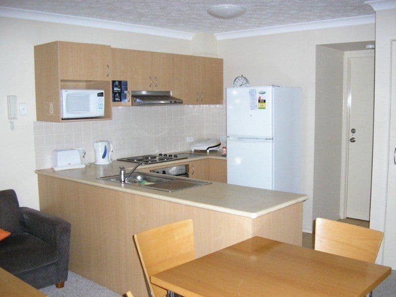 PARKWOOD QLD 4214, Parkwood - Thumbnail 2