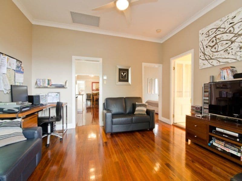 18 Gordon Street, HENDRA QLD 4011, Hendra - Thumbnail 4