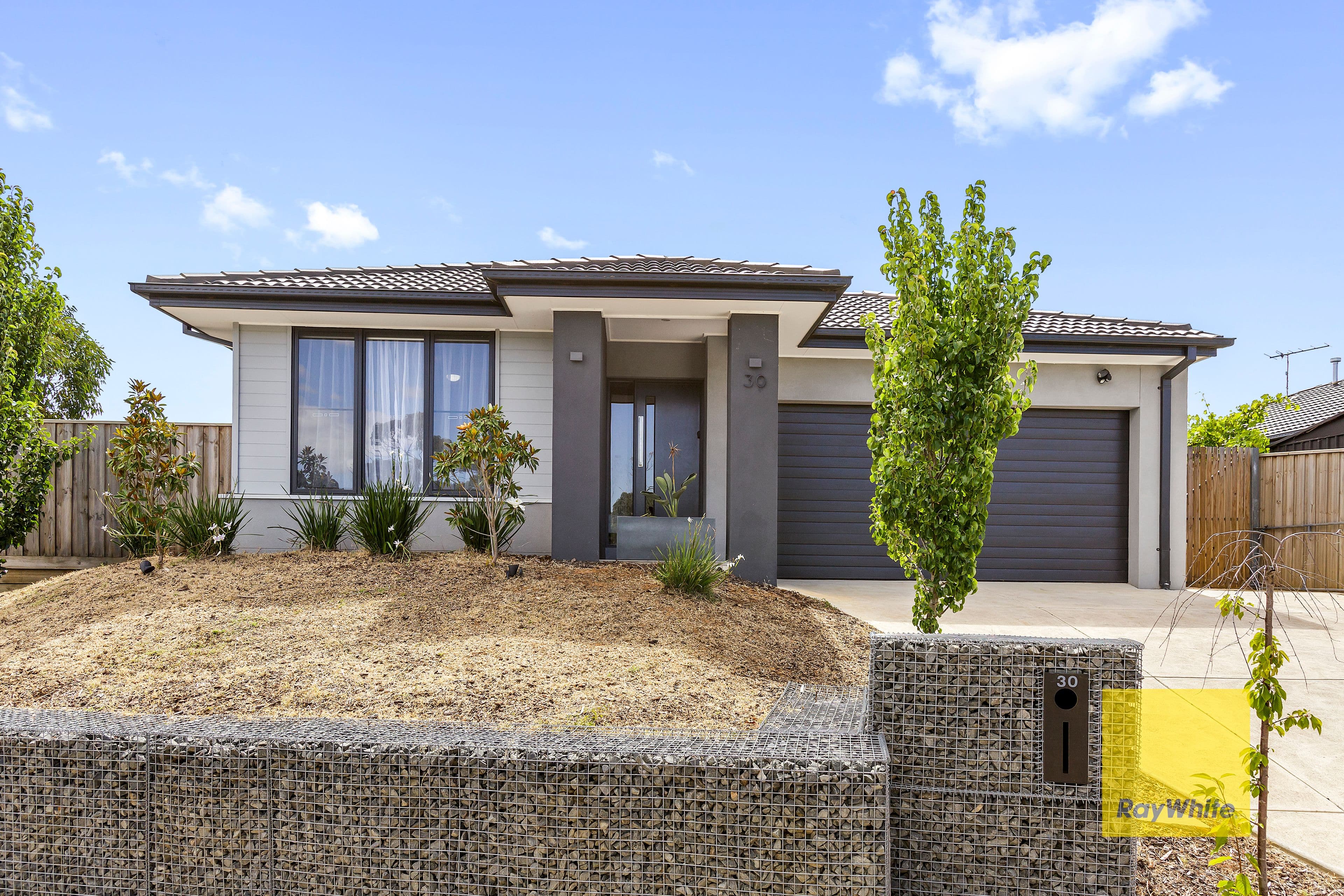 30 Archer Way, Bannockburn VIC 3331, Bannockburn - Thumbnail 2