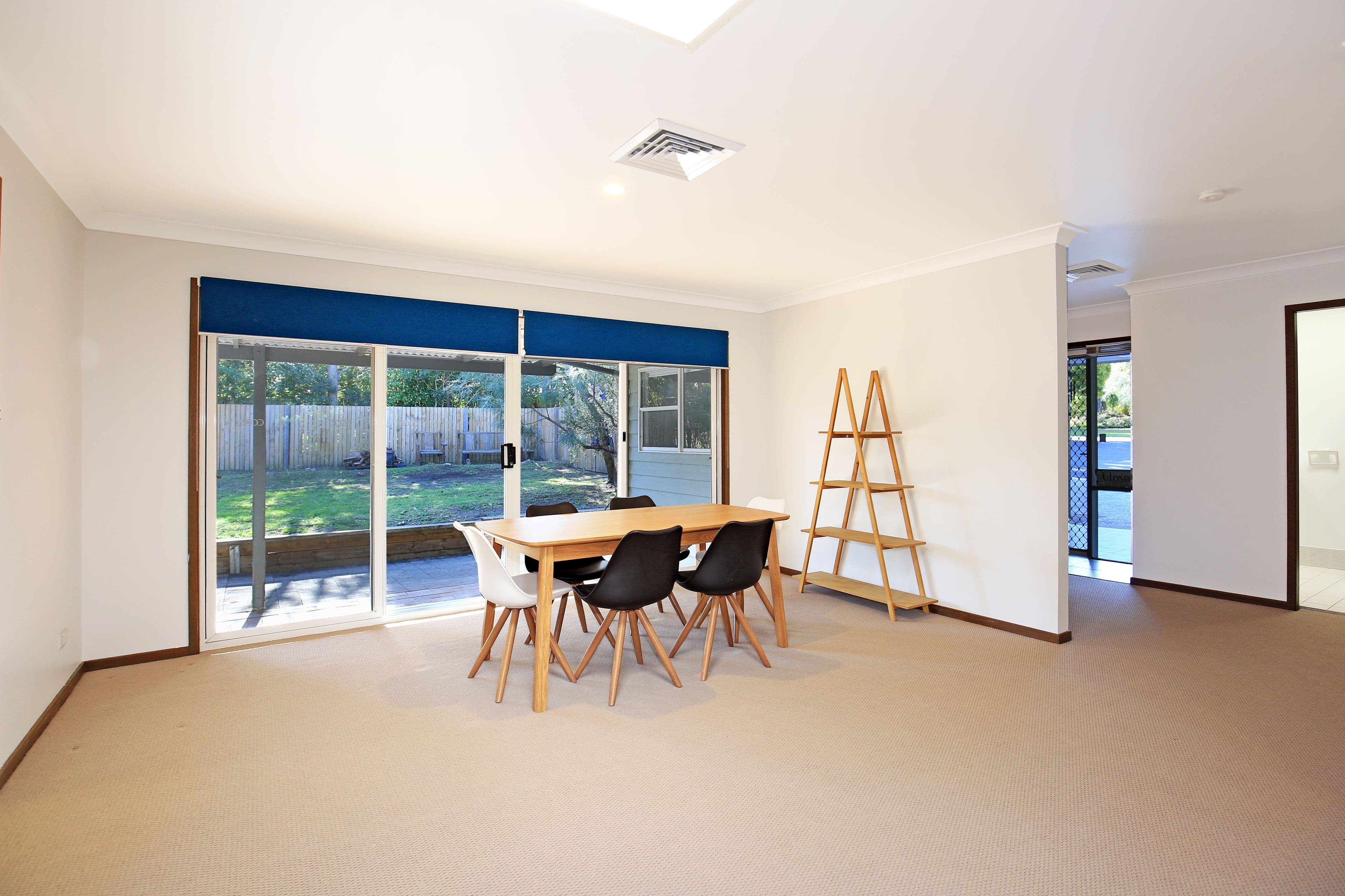 4 Lochaven Drive, Bangalee - Thumbnail 3
