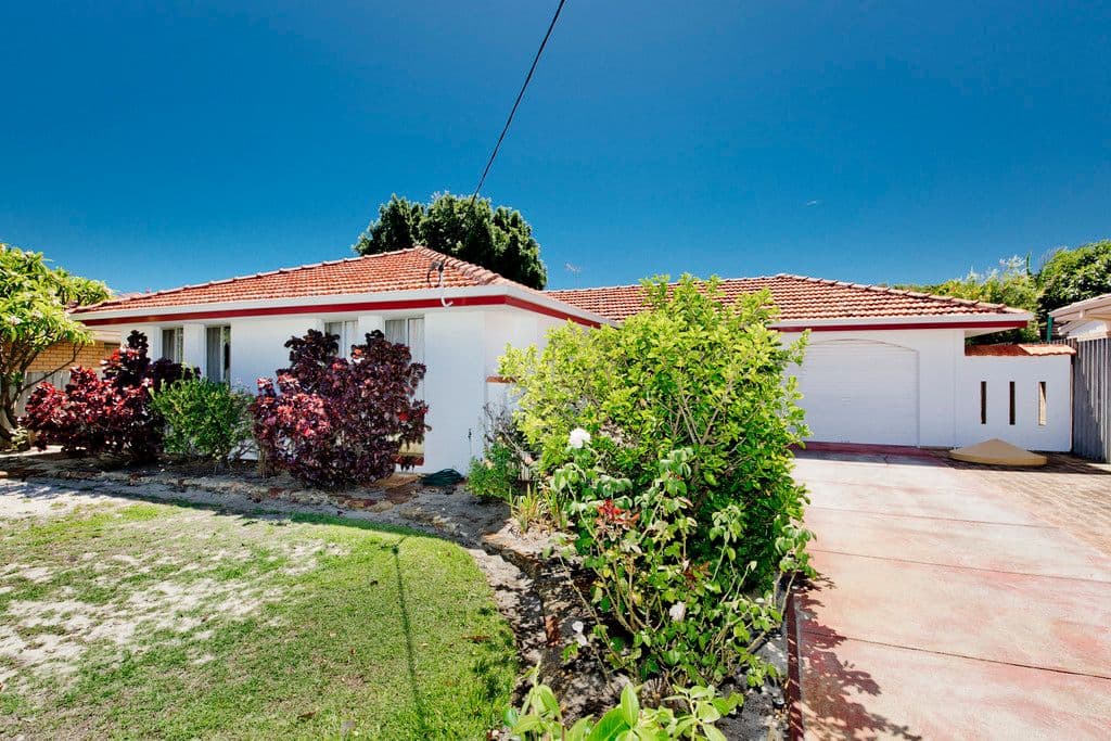 19 Lyndhurst Street, Dianella WA 6059, Dianella - Thumbnail 2