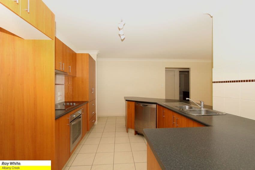 7 Mahaffey Court, CASHMERE QLD 4500, Cashmere - Thumbnail 3