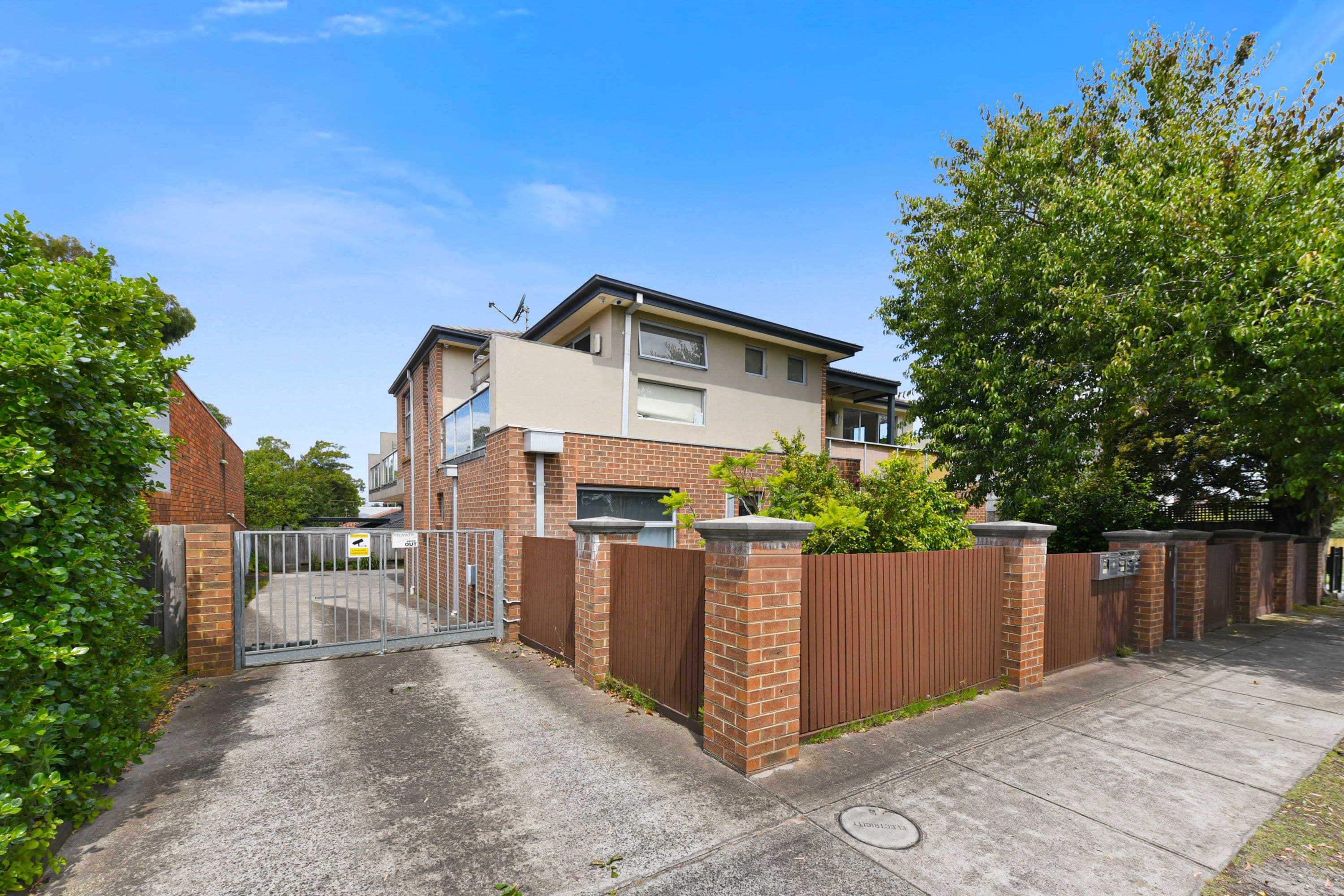2 Clarinda Road, Clarinda VIC 3169, Clarinda - Thumbnail 2