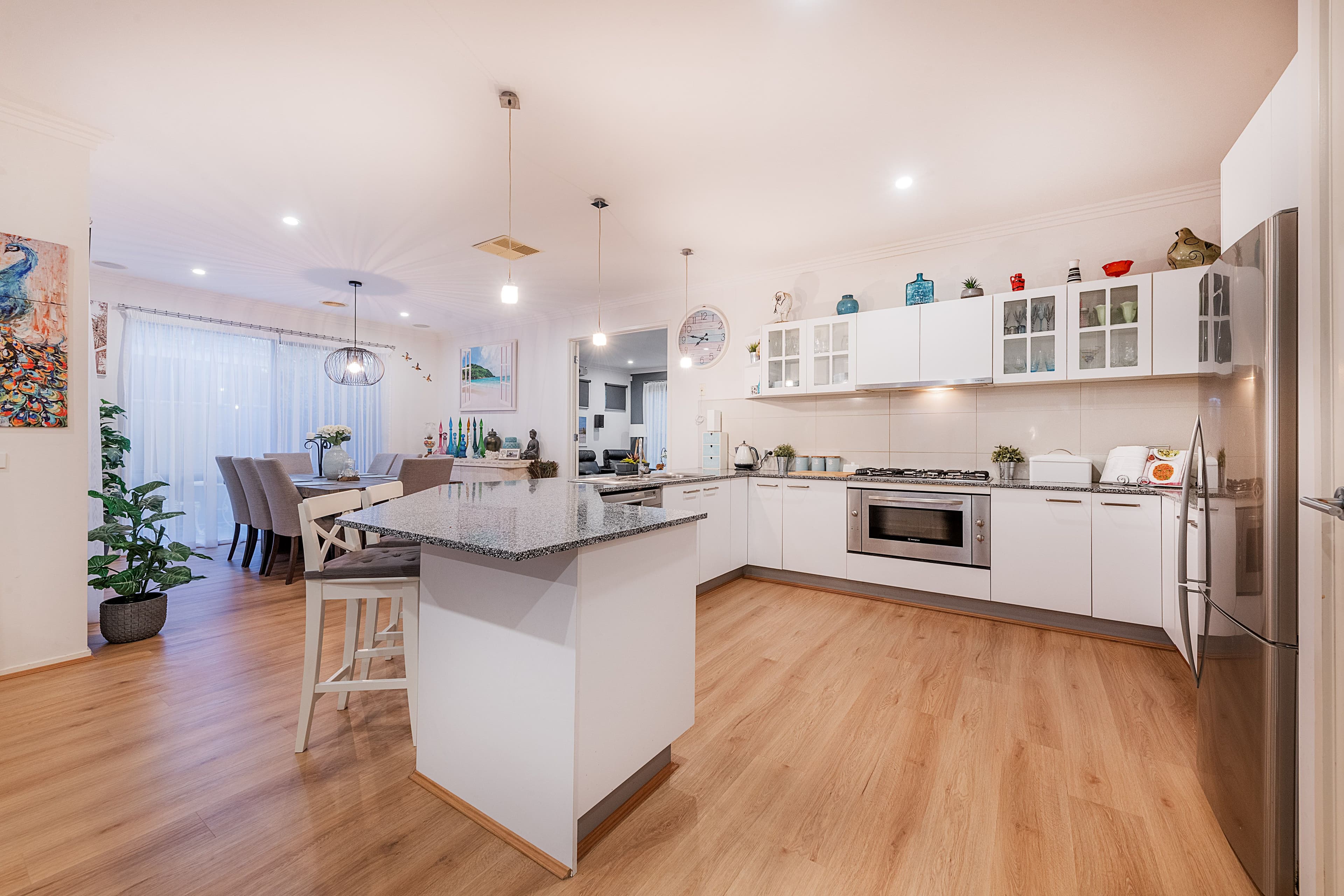 18 Kindred Avenue, Cranbourne North VIC 3977, Cranbourne North - Image 1