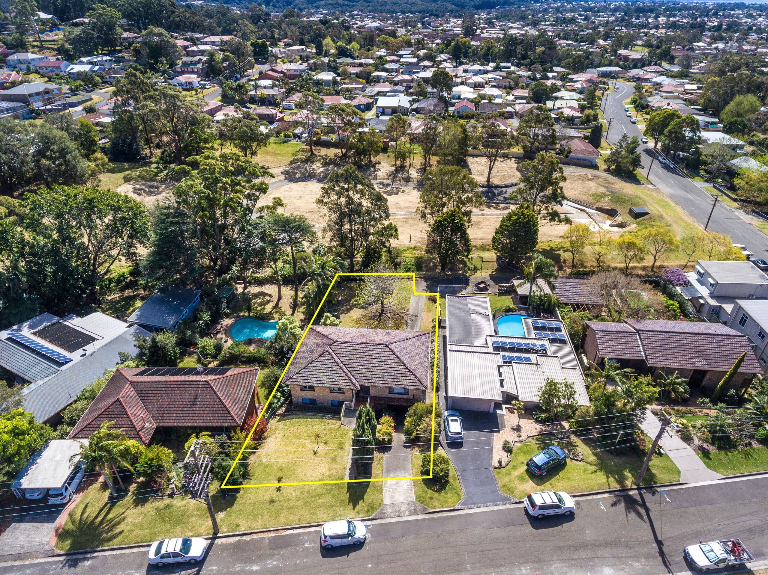 8 Bellebrae Avenue, Mount Ousley - Image 1