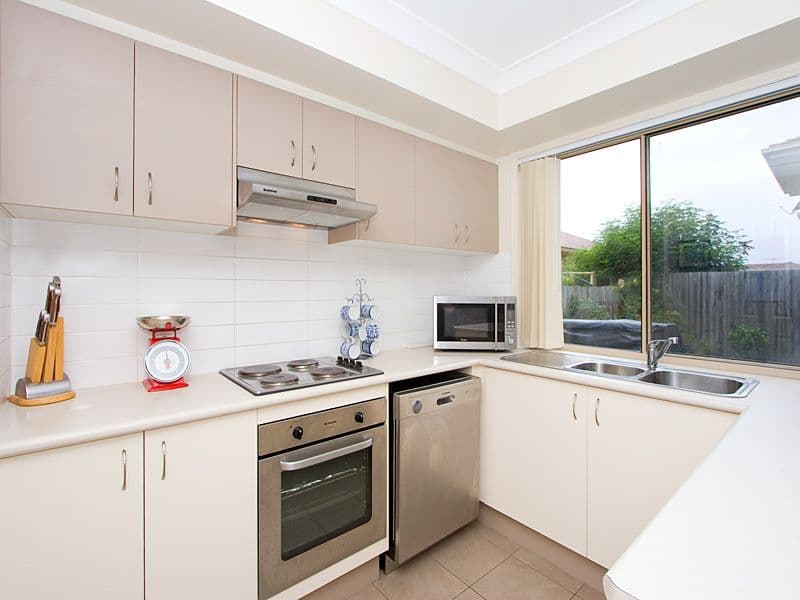 39 Johnston Street, CARINA QLD 4152, Carina - Thumbnail 4