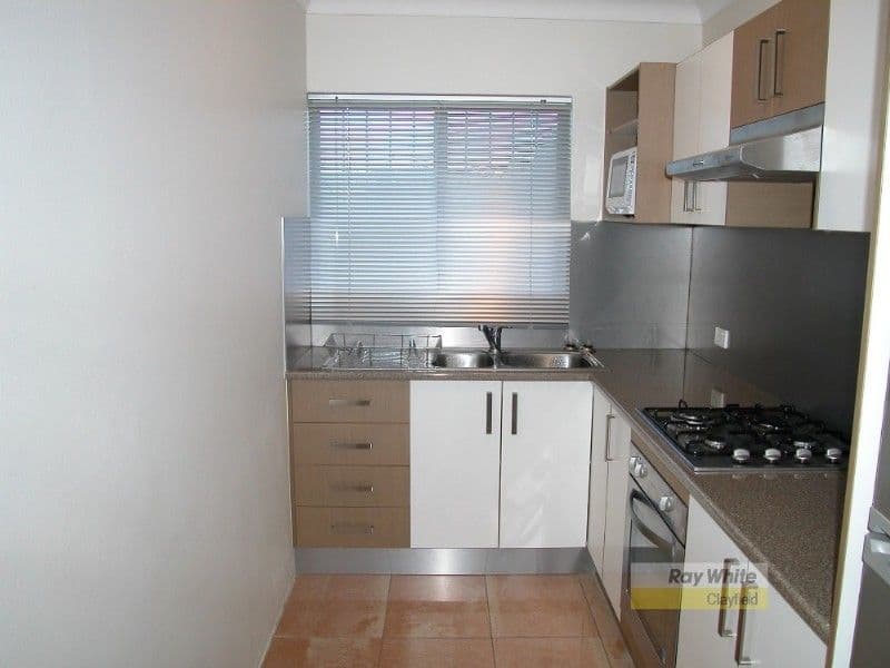 CLAYFIELD QLD 4011, Clayfield - Thumbnail 3