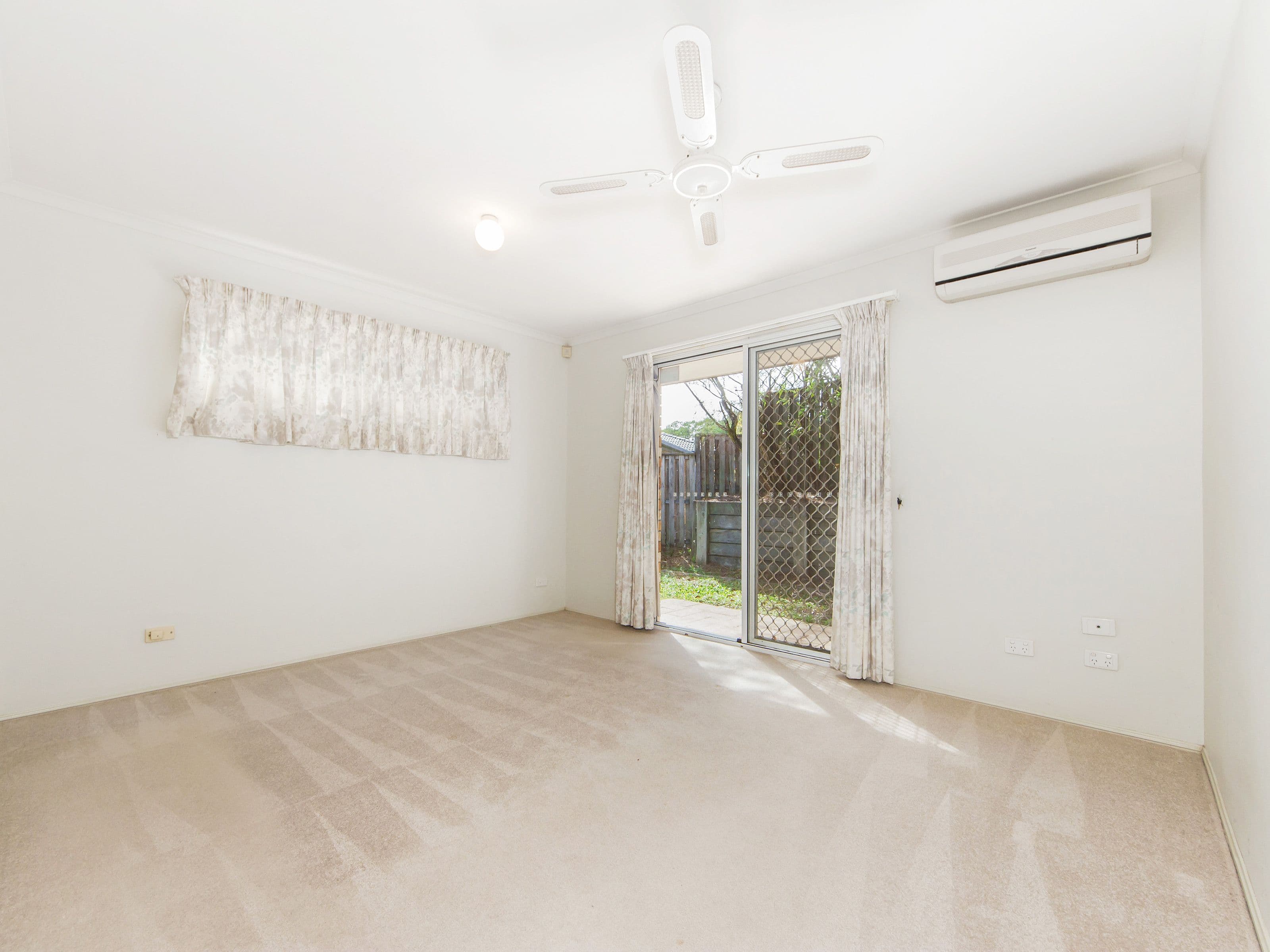 37 Glenside Drive, Robina QLD 4226, Robina - Thumbnail 5
