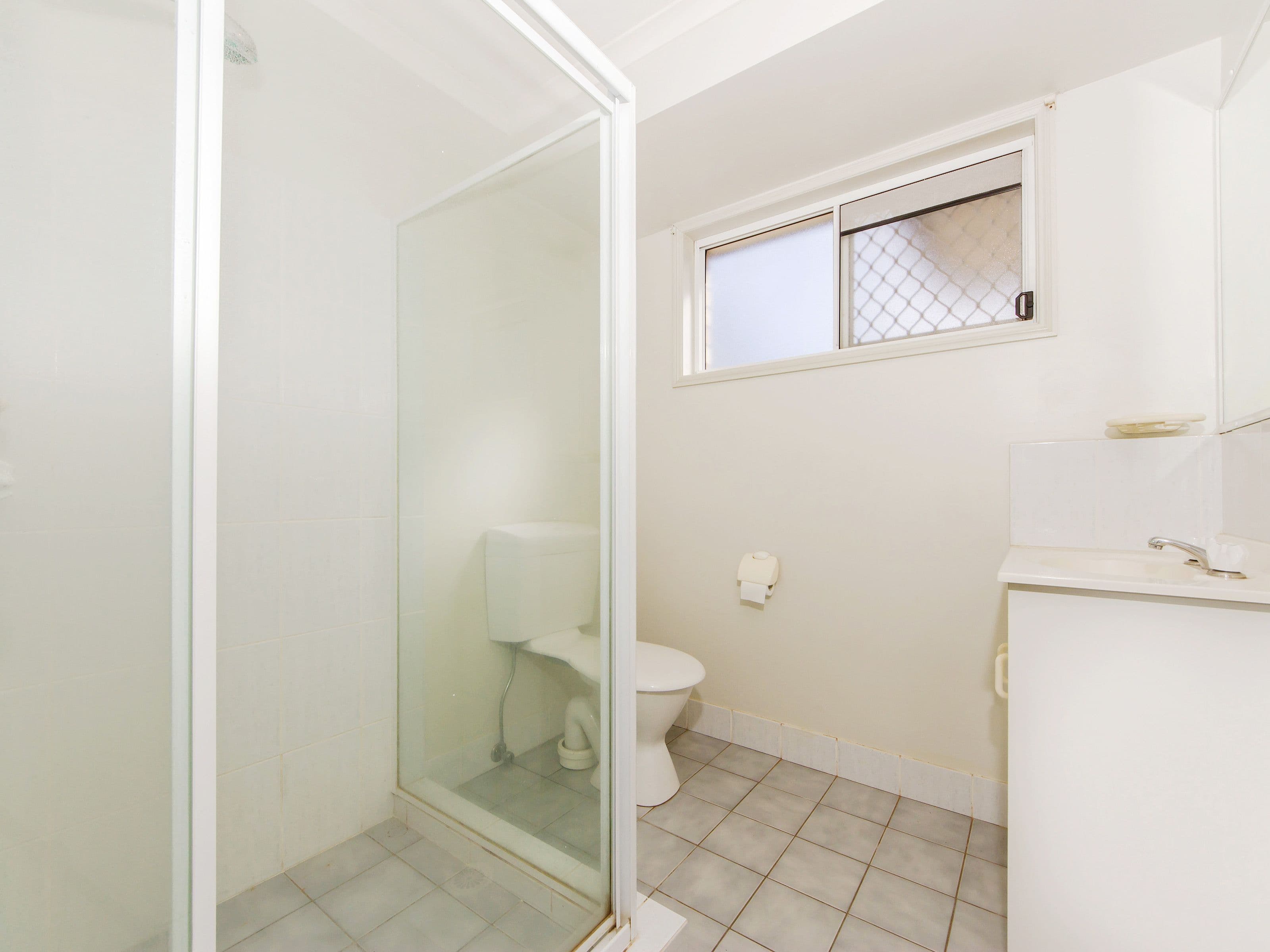 37 Glenside Drive, Robina QLD 4226, Robina - Thumbnail 6