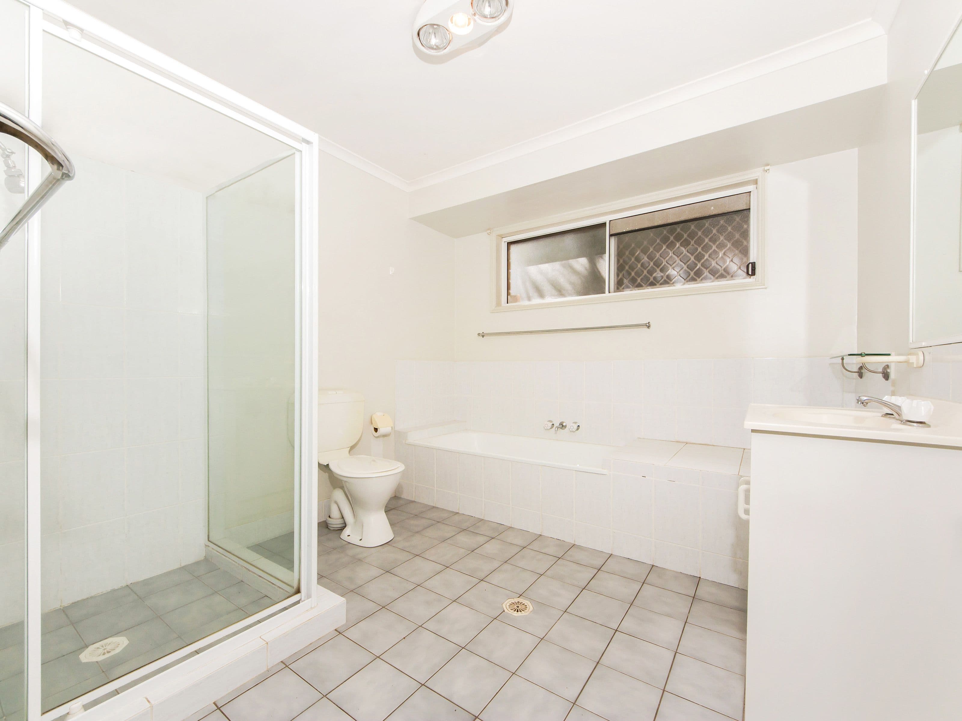 37 Glenside Drive, Robina QLD 4226, Robina - Thumbnail 8