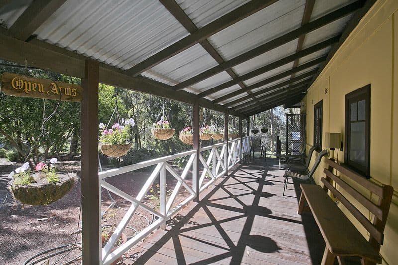 3 Schmitt Road, KALAMUNDA WA 6076, Kalamunda - Thumbnail 2