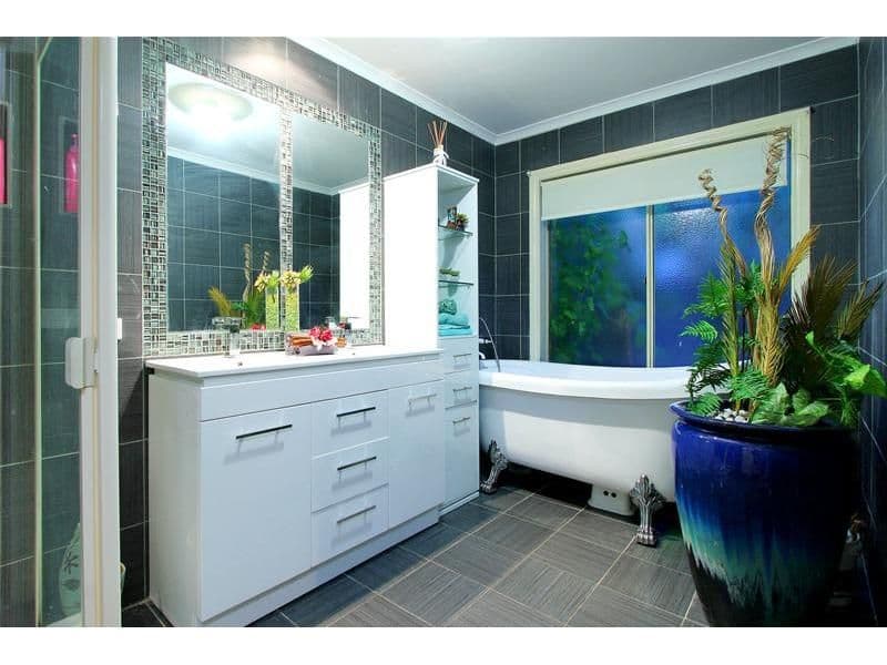 12 Buttercup Grove, BUNDOORA VIC 3083, Bundoora - Thumbnail 3