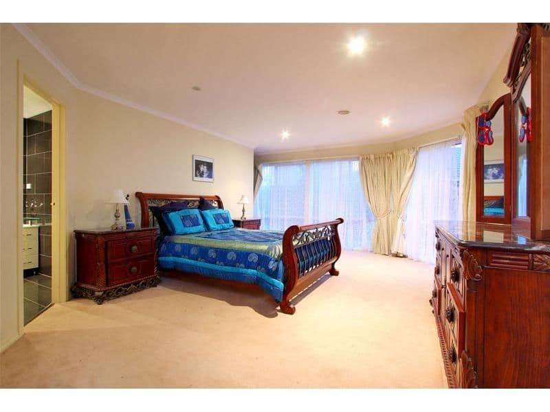12 Buttercup Grove, BUNDOORA VIC 3083, Bundoora - Thumbnail 5