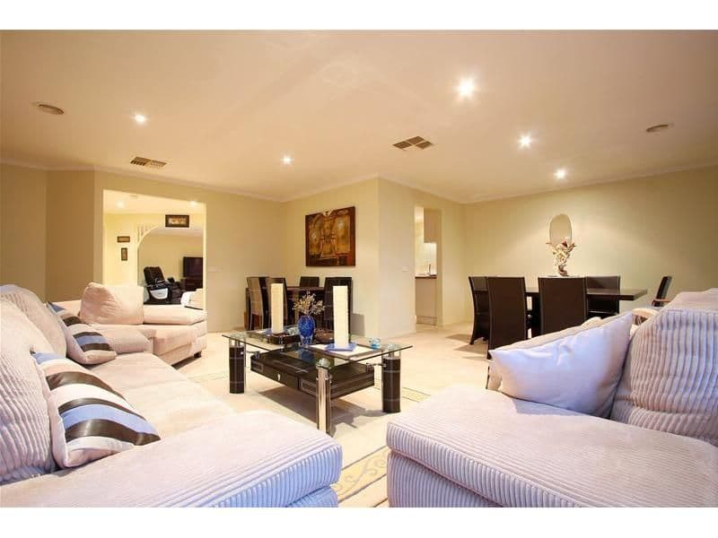 12 Buttercup Grove, BUNDOORA VIC 3083, Bundoora - Thumbnail 8