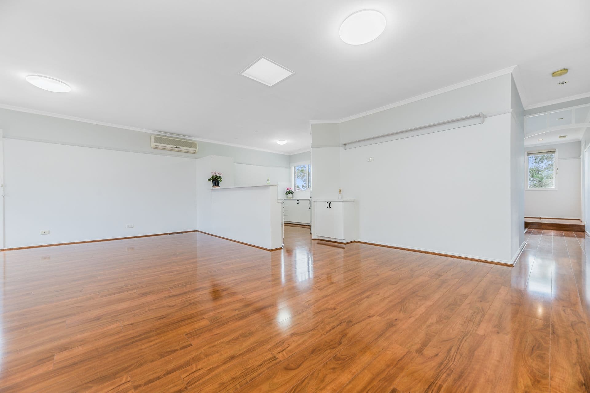 16 Kingsmere Drive, Berwick VIC 3806, Berwick - Thumbnail 4