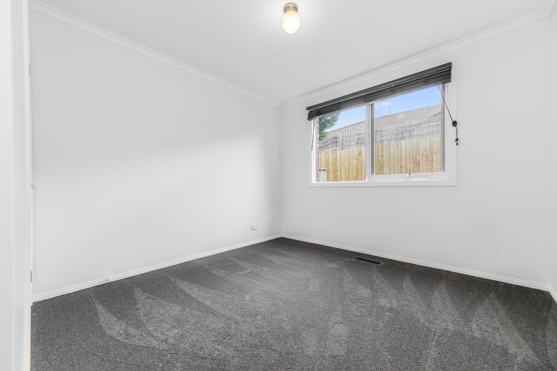 16 Kingsmere Drive, Berwick VIC 3806, Berwick - Thumbnail 8