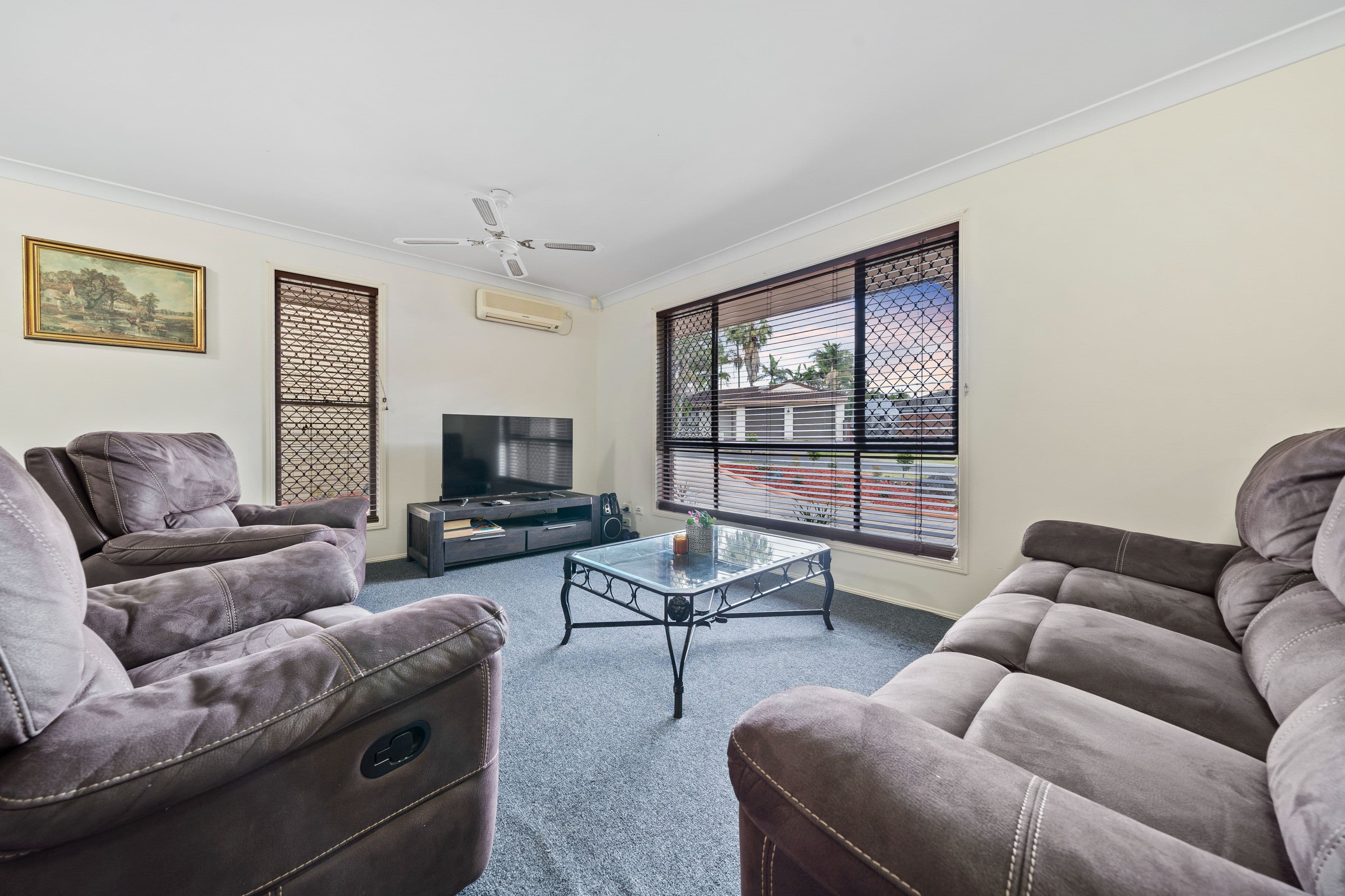 4 Chelsea Court, Heritage Park QLD 4118, Heritage Park - Thumbnail 2