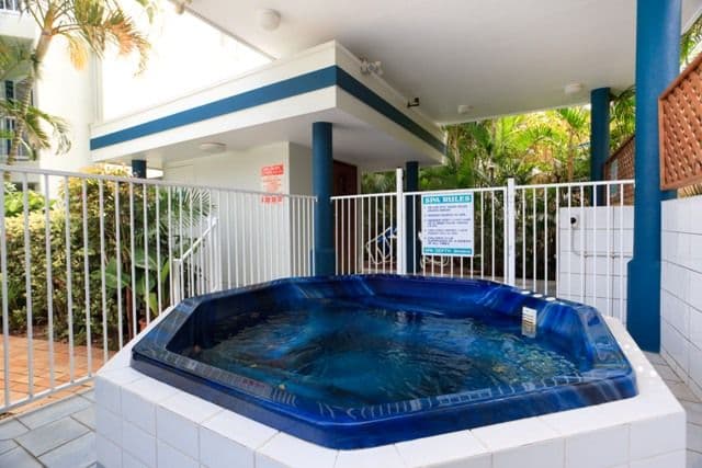 4 ''Santa Anne by the Sea'', 13 Anne Avenue, BROADBEACH QLD 4218, Broadbeach - Thumbnail 8