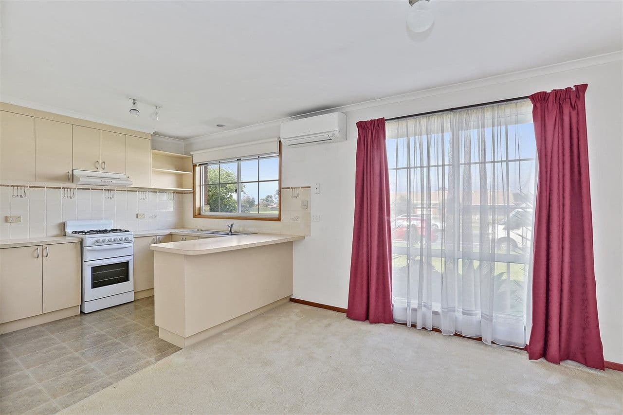 42-44 Burdoo Drive, Grovedale VIC 3216, Grovedale - Thumbnail 4