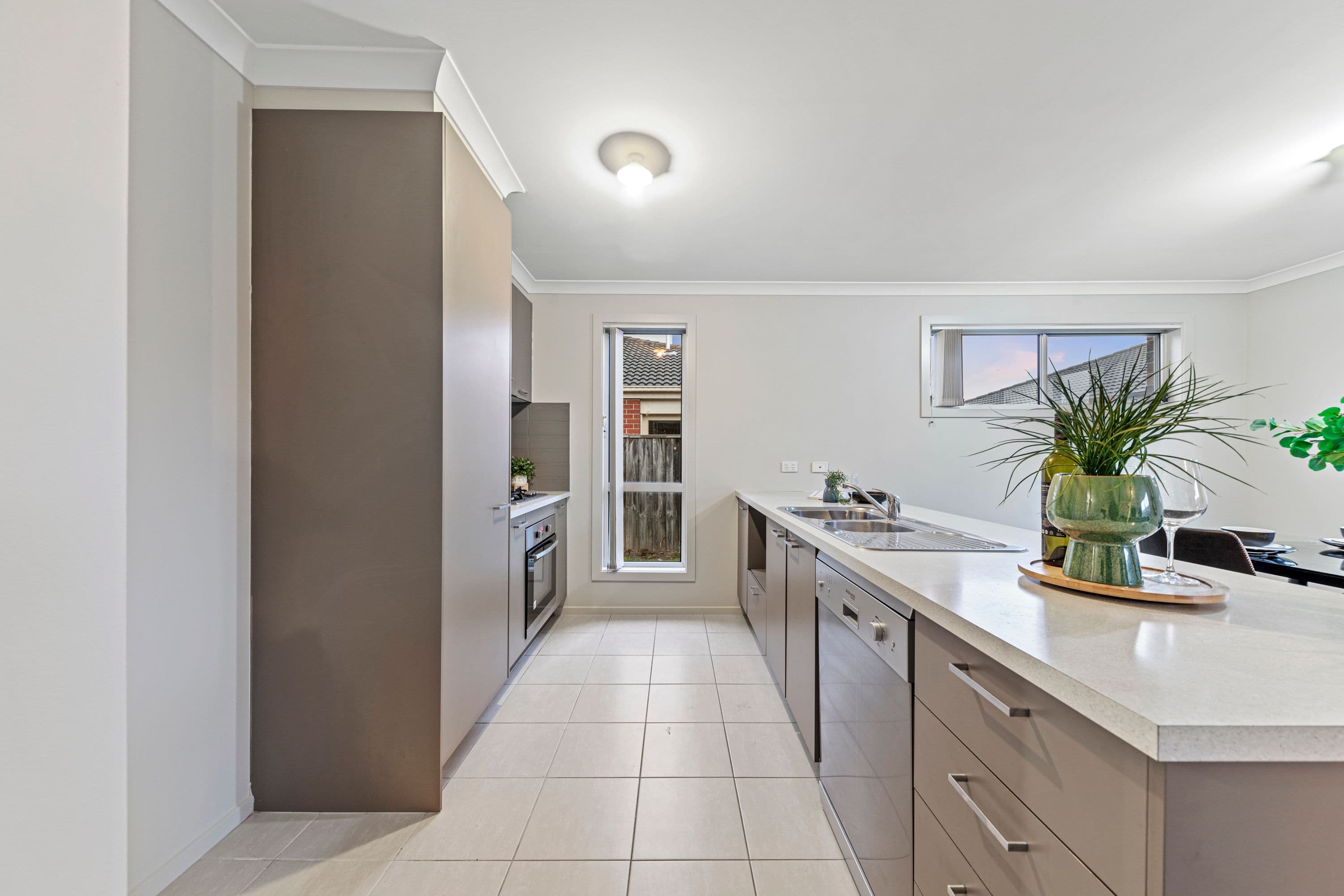 4 Albany Crescent, Pakenham VIC 3810, Pakenham - Thumbnail 5