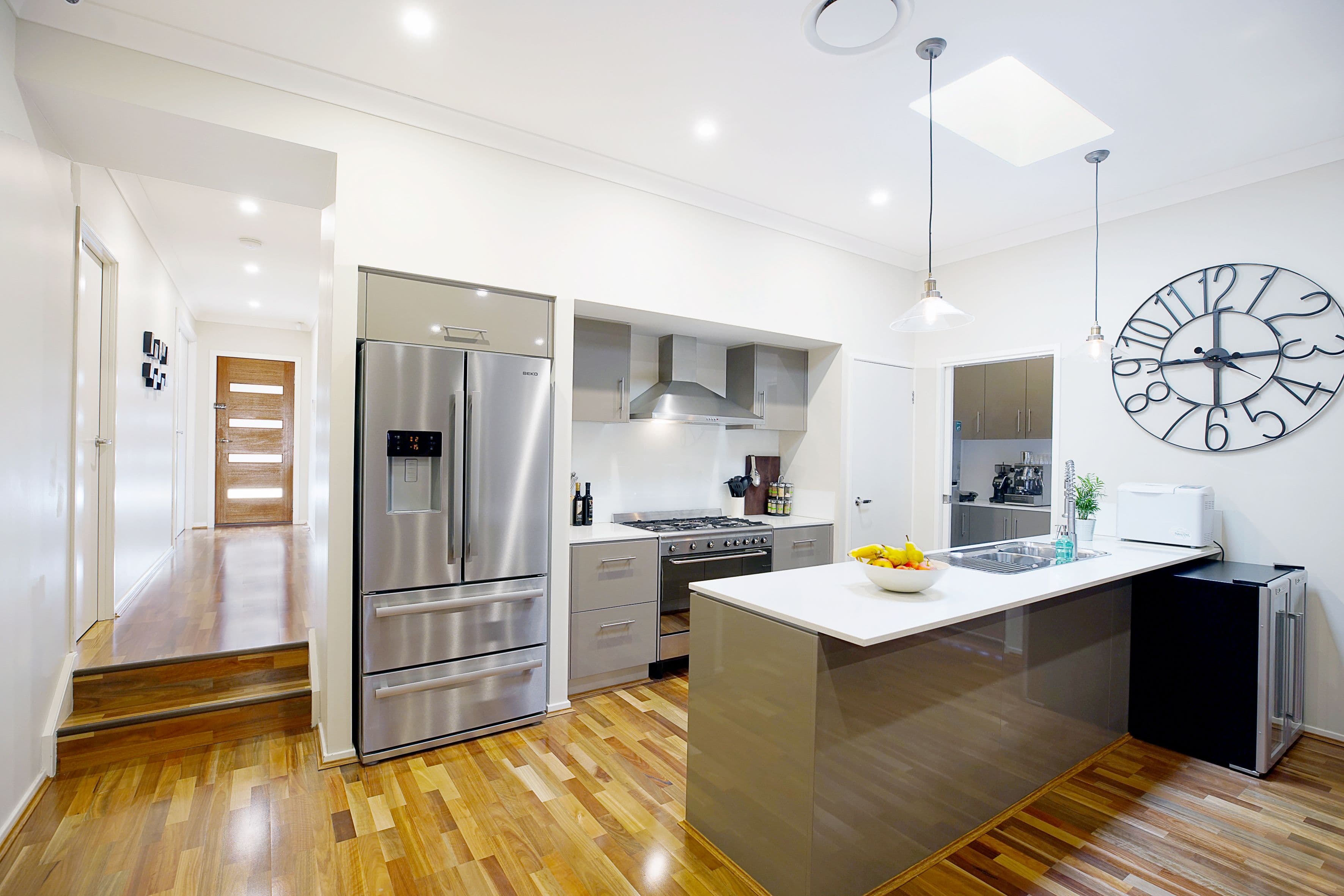 8 Hassall Way, Glenmore Park - Thumbnail 2