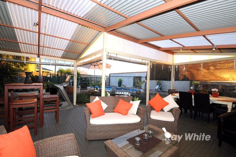 30 Belindavale Drive, KNOXFIELD VIC 3180, Knoxfield - Thumbnail 2