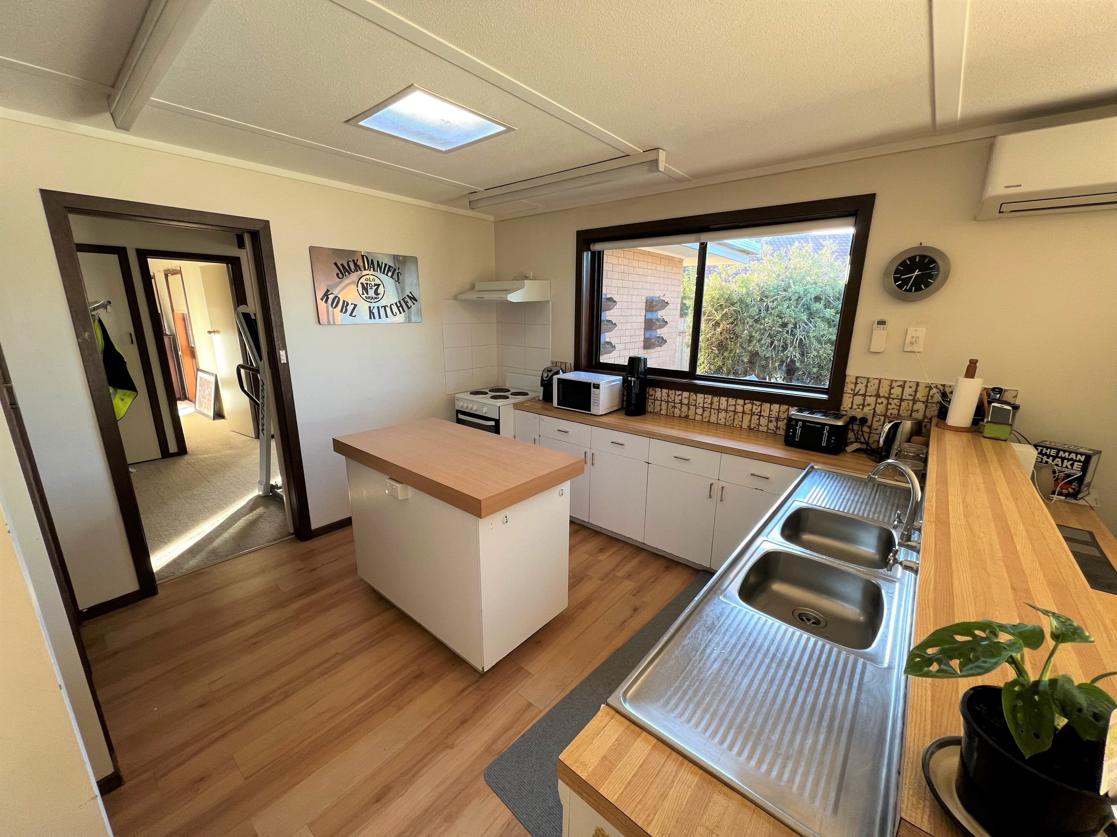 10 Gillespie Court, Deniliquin NSW 2710, Deniliquin - Thumbnail 3