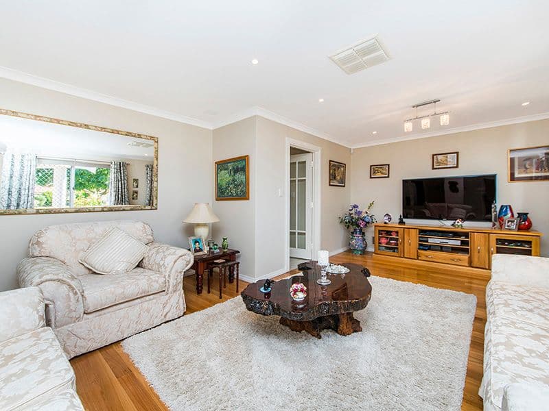 117 The Avenue, Warnbro WA 6169, Warnbro - Thumbnail 3