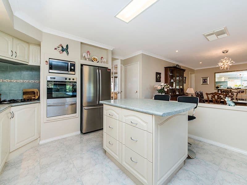 117 The Avenue, Warnbro WA 6169, Warnbro - Thumbnail 8