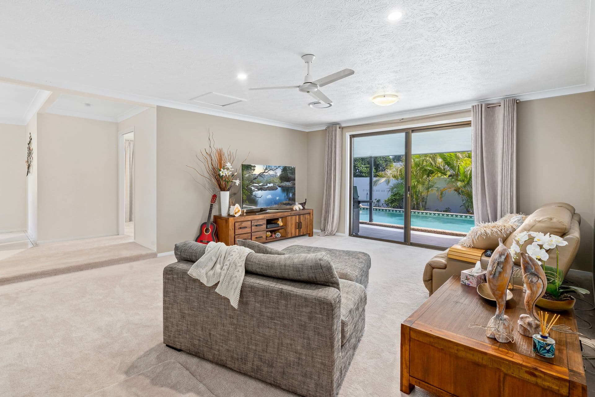 4 Carolina Close, Elanora QLD 4221, Elanora - Thumbnail 8