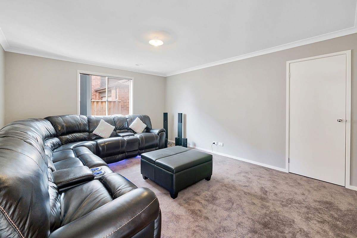 32 Bayley Place, Cranbourne West VIC 3977, Cranbourne West - Thumbnail 8