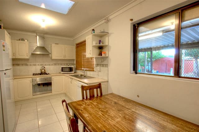 8 Eclipse Way, BECKENHAM WA 6107, Beckenham - Thumbnail 3