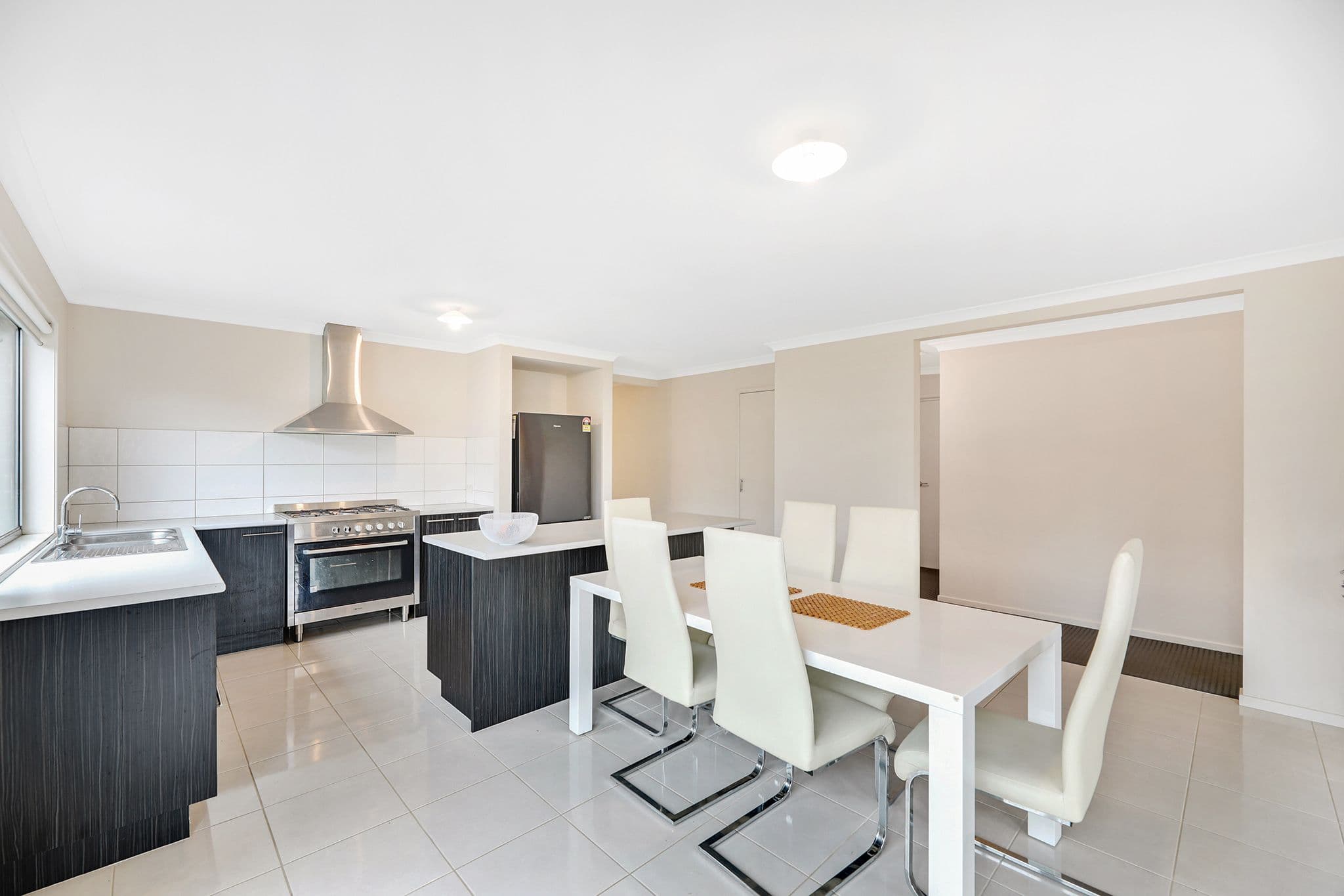 44 Summerhill Boulevard, Drouin VIC 3818, Drouin - Thumbnail 5