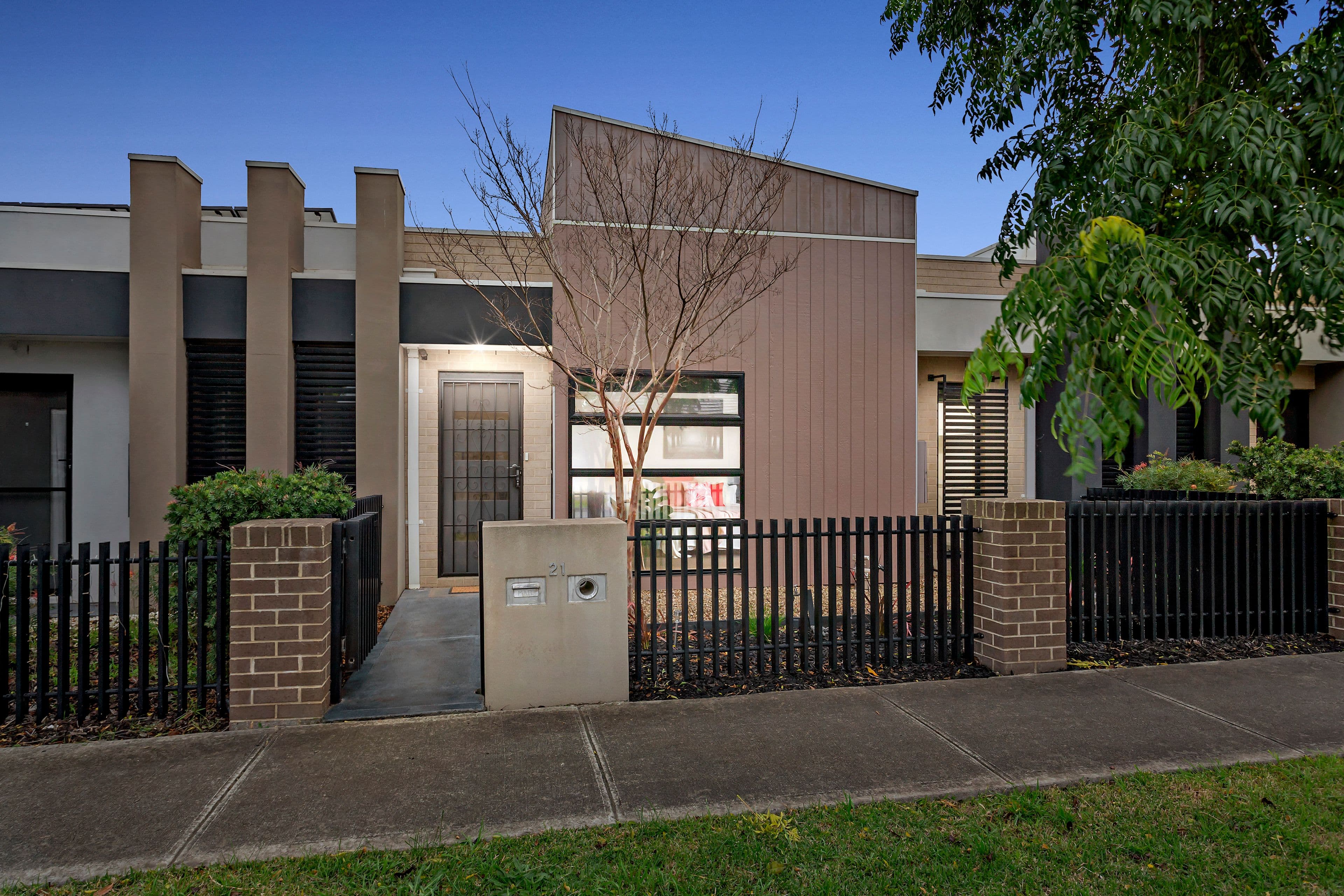 21 Pontoon Street, Lalor VIC 3075, Lalor - Image 1