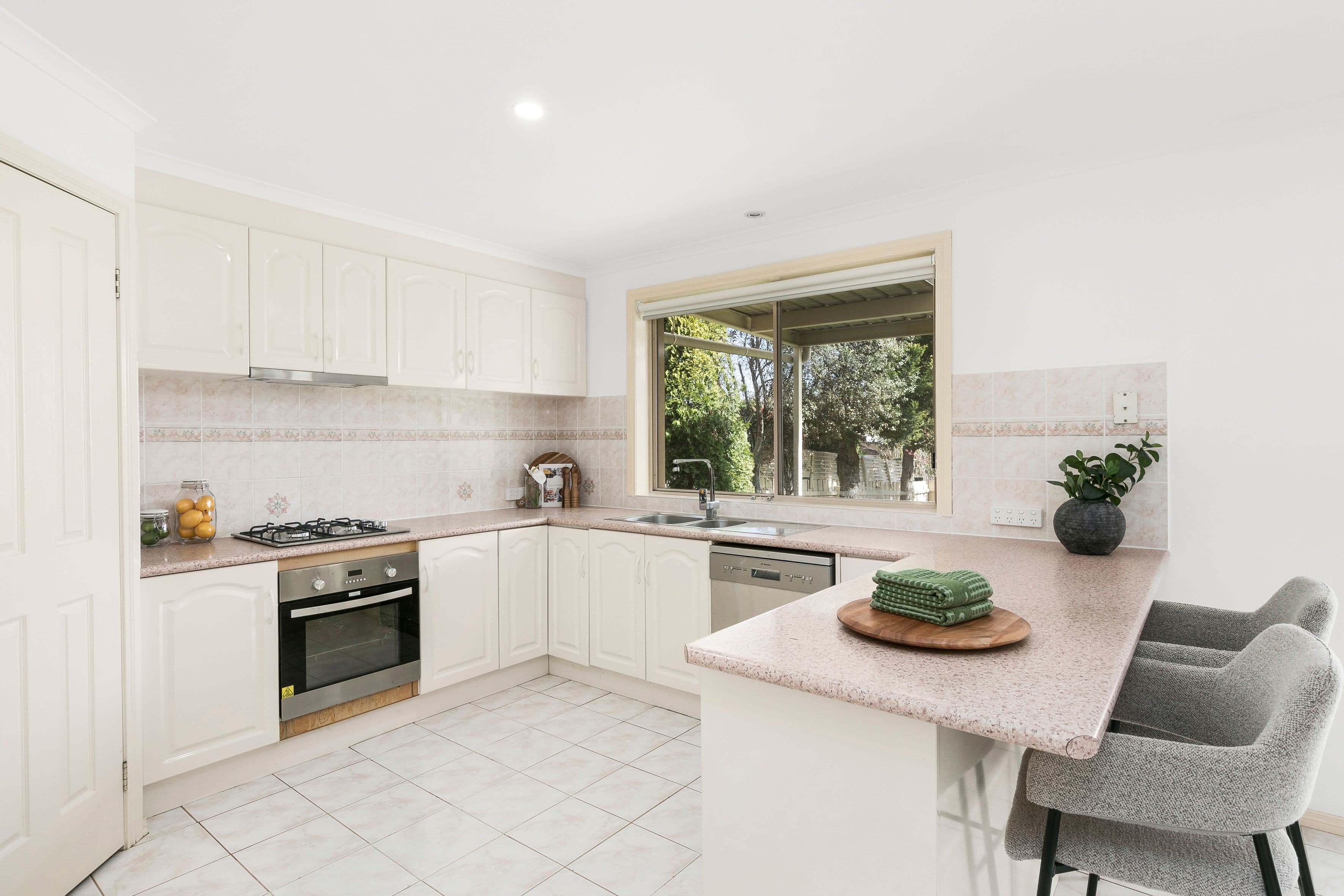 121 Dunfermline Avenue, Greenvale VIC 3059, Greenvale - Thumbnail 3