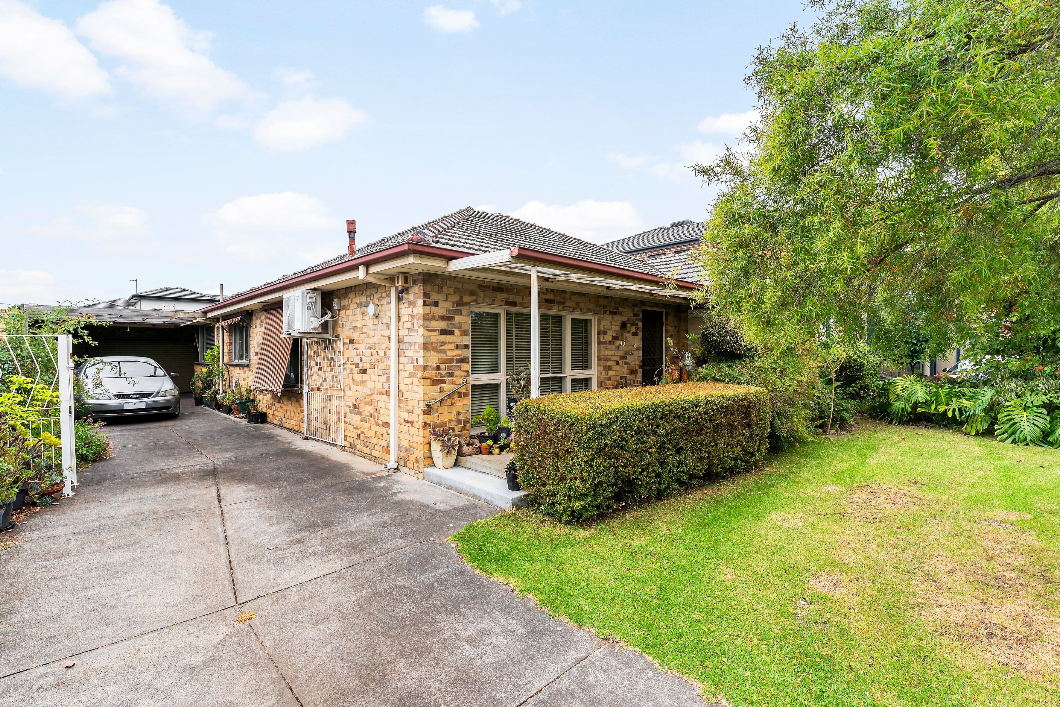 43 Lowson Street, Fawkner VIC 3060, Fawkner - Thumbnail 2
