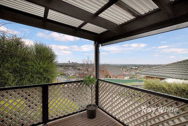 97  Montbrae Circuit, NARRE WARREN VIC 3805, Narre Warren North - Thumbnail 7