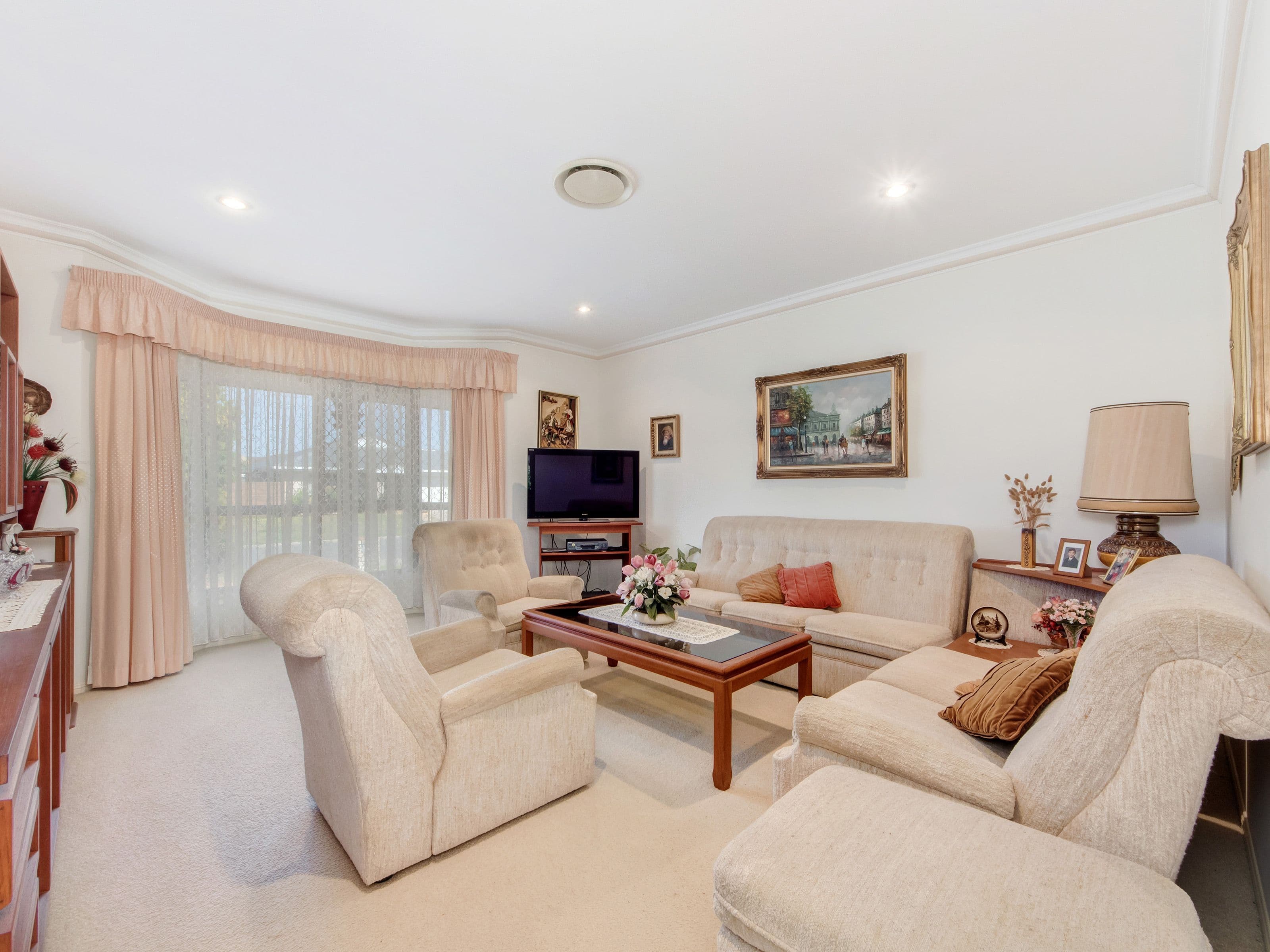 15 Nuthatch Street, Burleigh Waters QLD 4220, Burleigh Waters - Thumbnail 3