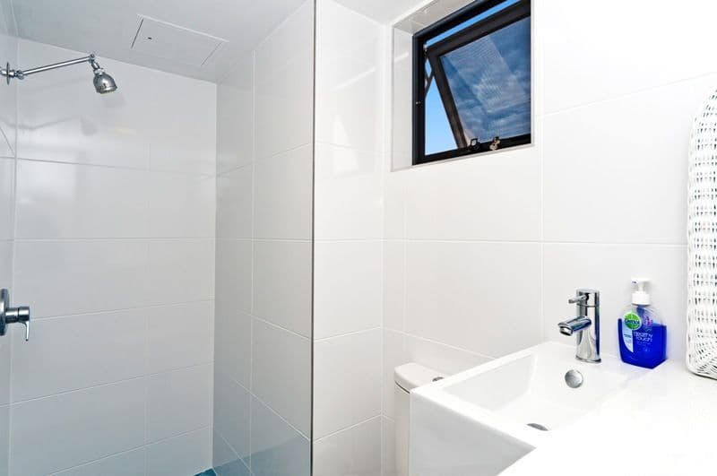 9 Castlebar Street, KANGAROO POINT QLD 4169, Kangaroo Point - Thumbnail 3