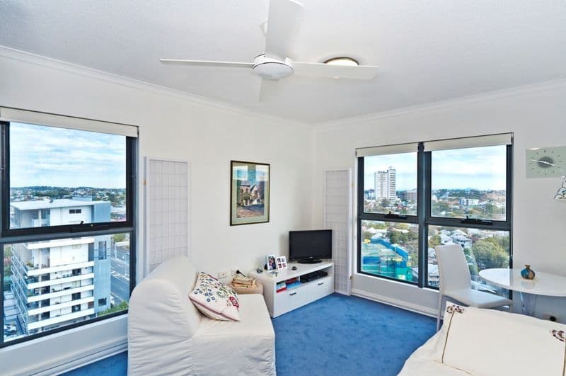 9 Castlebar Street, KANGAROO POINT QLD 4169, Kangaroo Point - Thumbnail 4